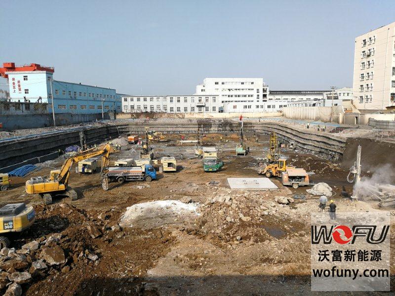 青島沃富新能源&ldquo;青島48中學(xué)校地源熱泵項(xiàng)目&rdquo;進(jìn)場施工