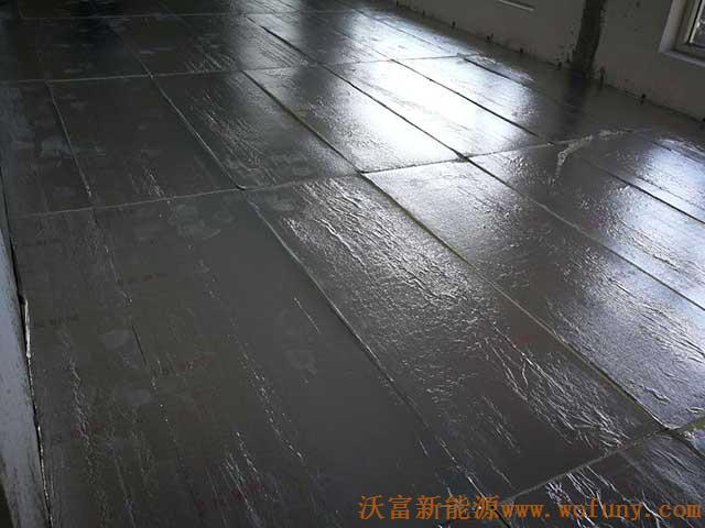 青島德沃幼兒園空氣源熱泵項(xiàng)目施工案例地暖施工、主機(jī)施工，空氣源熱泵項(xiàng)目調(diào)試成功，項(xiàng)目展示實(shí)例&mdash;&mdash;空氣源熱泵地暖鋪管5